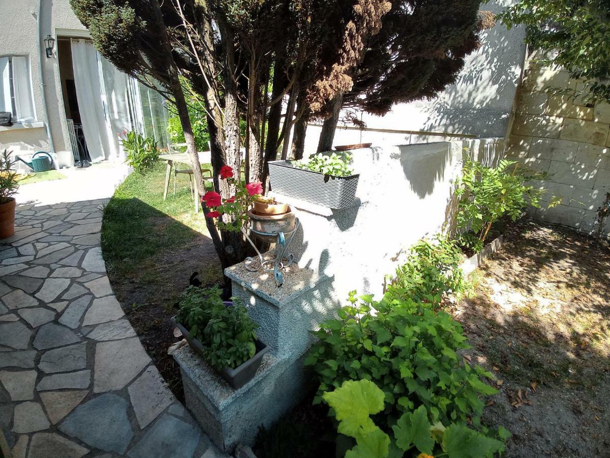 Gite Ozoo Saint-Aignan  Exterior foto